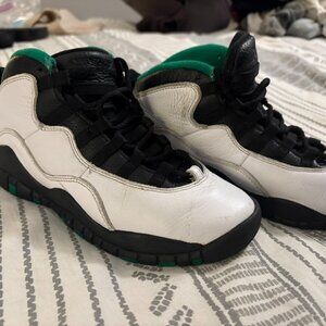 Jordan 10 Retro Seattle - Green/Black - Size 4Y